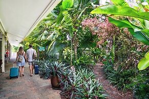 Mission Beach Lodge