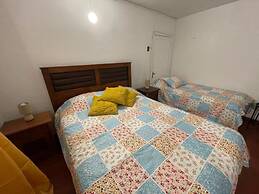 Hostal Entreorientes