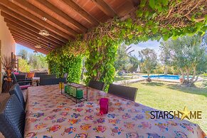 Son Duri House With Pool