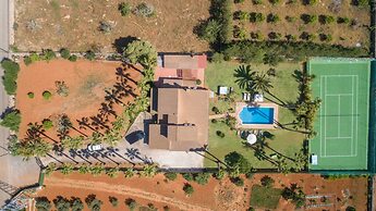 Son Duri House With Pool