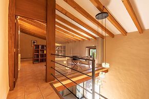 Country House in Buger With Pool & Near Beach