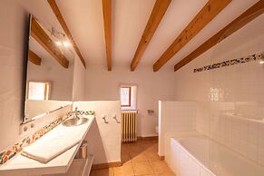 Country House in Buger With Pool & Near Beach