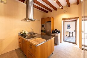 Country House in Buger With Pool & Near Beach