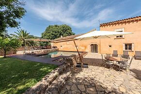 Country House in Buger With Pool & Near Beach