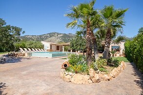 Charming Country House in Selva