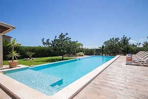 Charming Country House in Selva