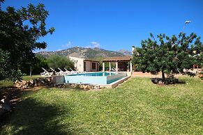 Charming Country House in Selva