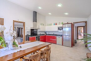 Charming Country House in Selva