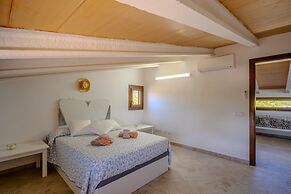 Charming Country House in Selva