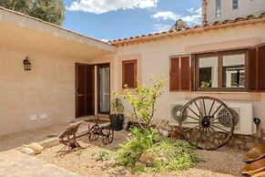 Charming Country House in Selva
