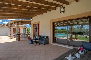 Charming Country House in Selva