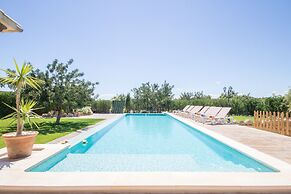 Charming Country House in Selva