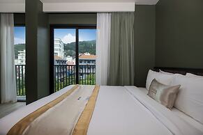 Syama Mansion Patong an Aspira Collection