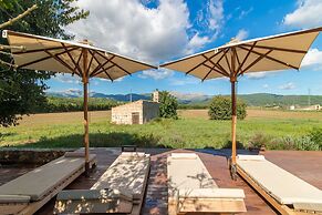 Es Rafal With Mountain Views