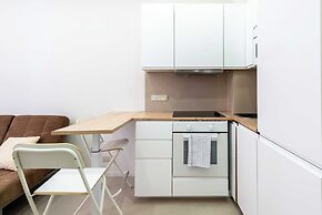 Modern Apartment -1bdr/4p - 300m From the Beach