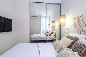 Modern Apartment -1bdr/4p - 300m From the Beach