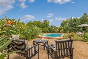 Son Fornes in Inca With Private Pool