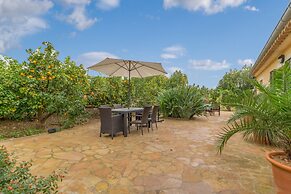 Son Fornes in Inca With Private Pool