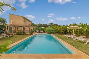 Son Fornes in Inca With Private Pool