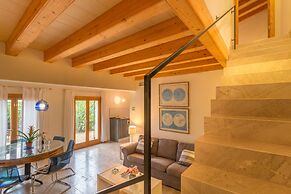 Son Fornes in Inca With Private Pool