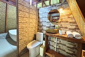 Sanda Eco Cabins by AGATA