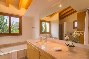 Son Puca I Villa With Saltwater Pool