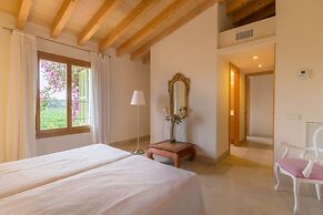 Son Puca I Villa With Saltwater Pool