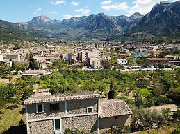 Country House in Soller With Saltwater Pool