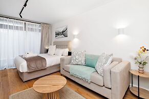 Luxurious Sea Point Studio Apartment
