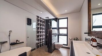 Boutique Ocean Views  incorporating Wend