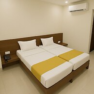 Stay Guru Hari Om Residency