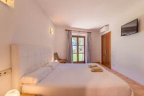 Tranquil Villa in Sant Joan