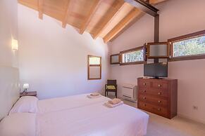 Tranquil Villa in Sant Joan