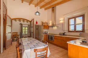 Tranquil Villa in Sant Joan