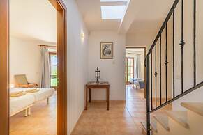 Tranquil Villa in Sant Joan