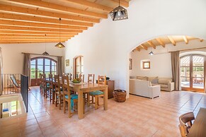 Tranquil Villa in Sant Joan