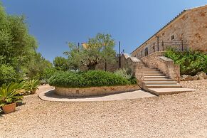 Tranquil Villa in Sant Joan