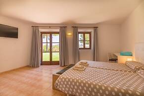 Tranquil Villa in Sant Joan