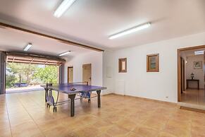 Tranquil Villa in Sant Joan
