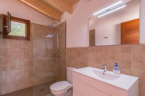Tranquil Villa in Sant Joan