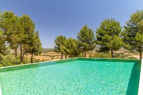Tranquil Villa in Sant Joan