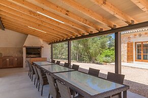 Tranquil Villa in Sant Joan