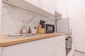 4BR Apt for 10P Walk to Westbahnhof