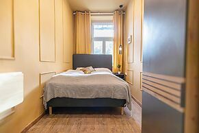 4BR Apt for 10P Walk to Westbahnhof