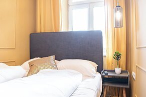 4BR Apt for 10P Walk to Westbahnhof