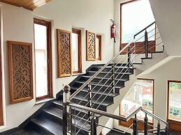 Azure Chandertal Regency Hotel And Spa