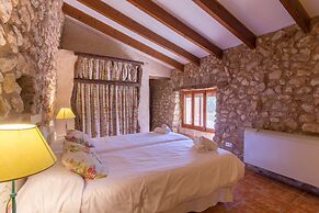 Delightful Country House in Buger