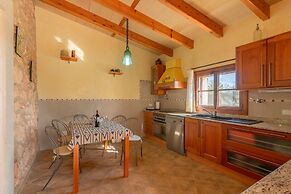 Country House Near Algaida Beach