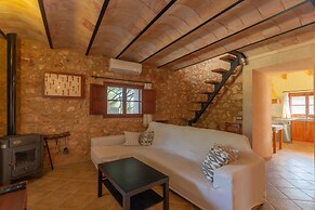Country House Near Algaida Beach