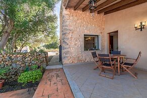 Country House Near Algaida Beach